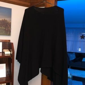 VGUC Lululemon draped poncho